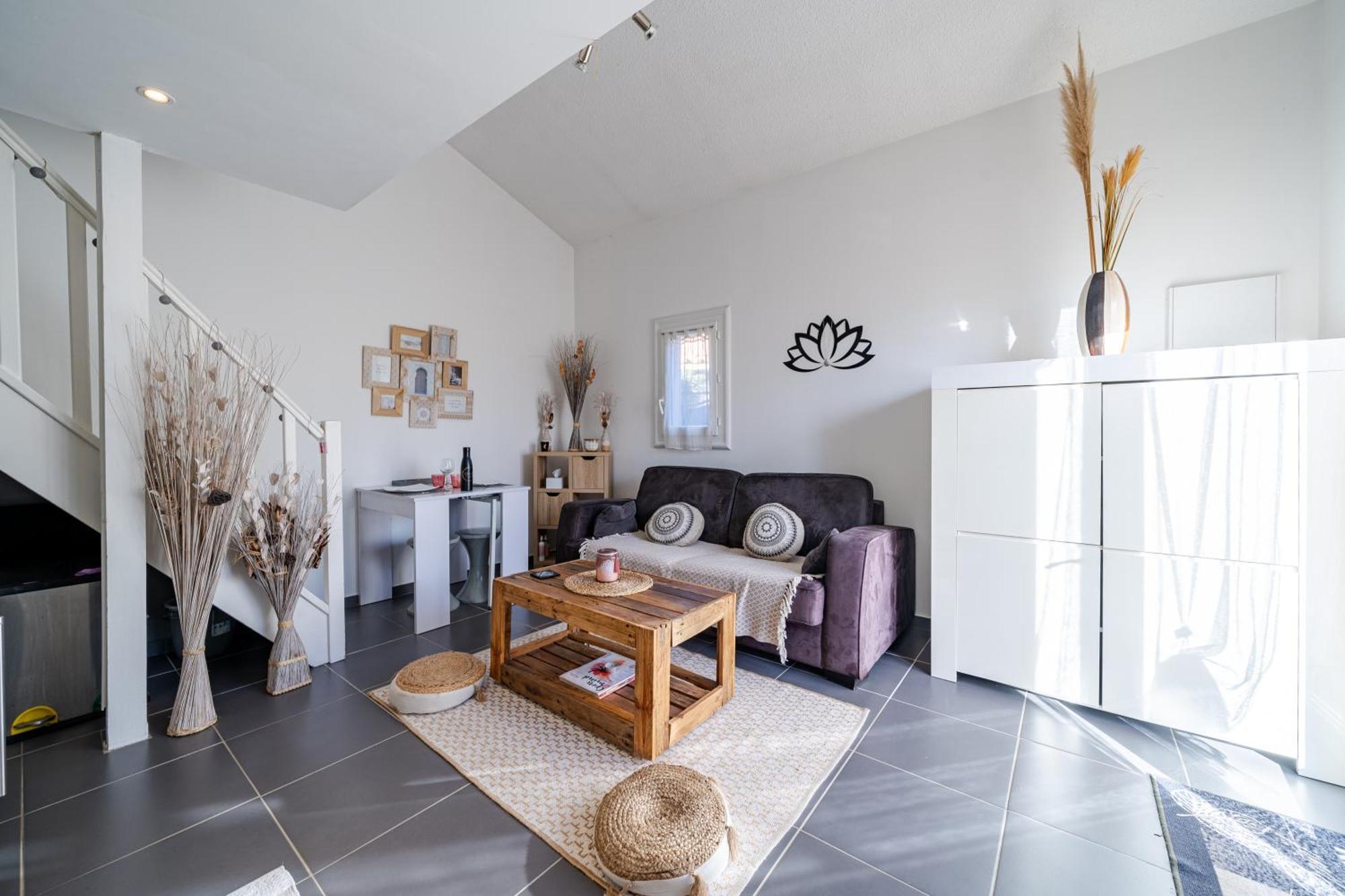 Appartement Charmante Petite Maison Au Calme *